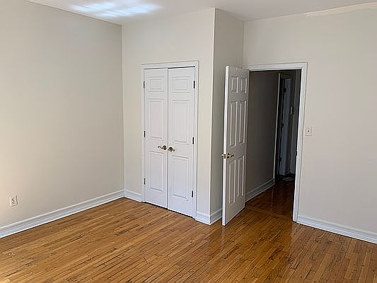 4th image of 443 W 50th St APT 4W