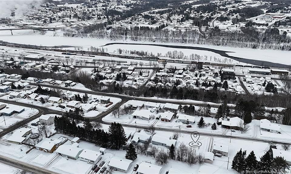 1st image of 85 Cormier Rd