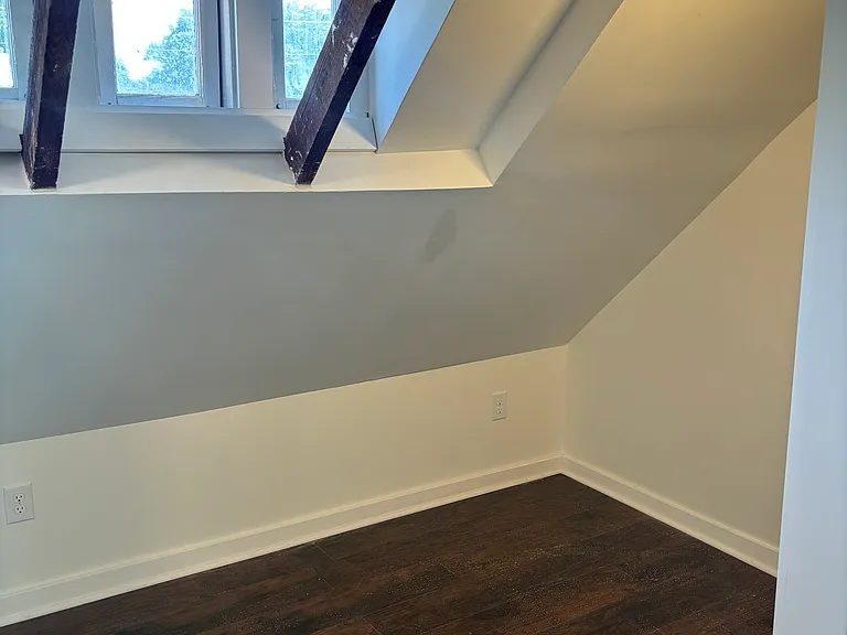 203 N Grove St #4 — Photo 26