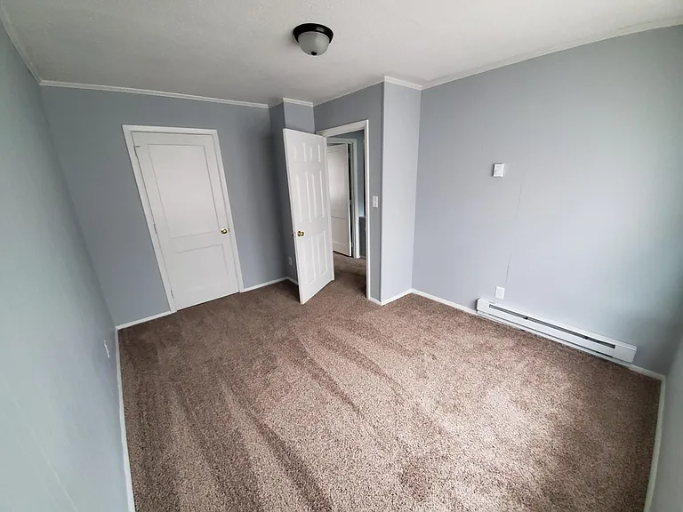 1412 E Commerce Ave — Photo 12