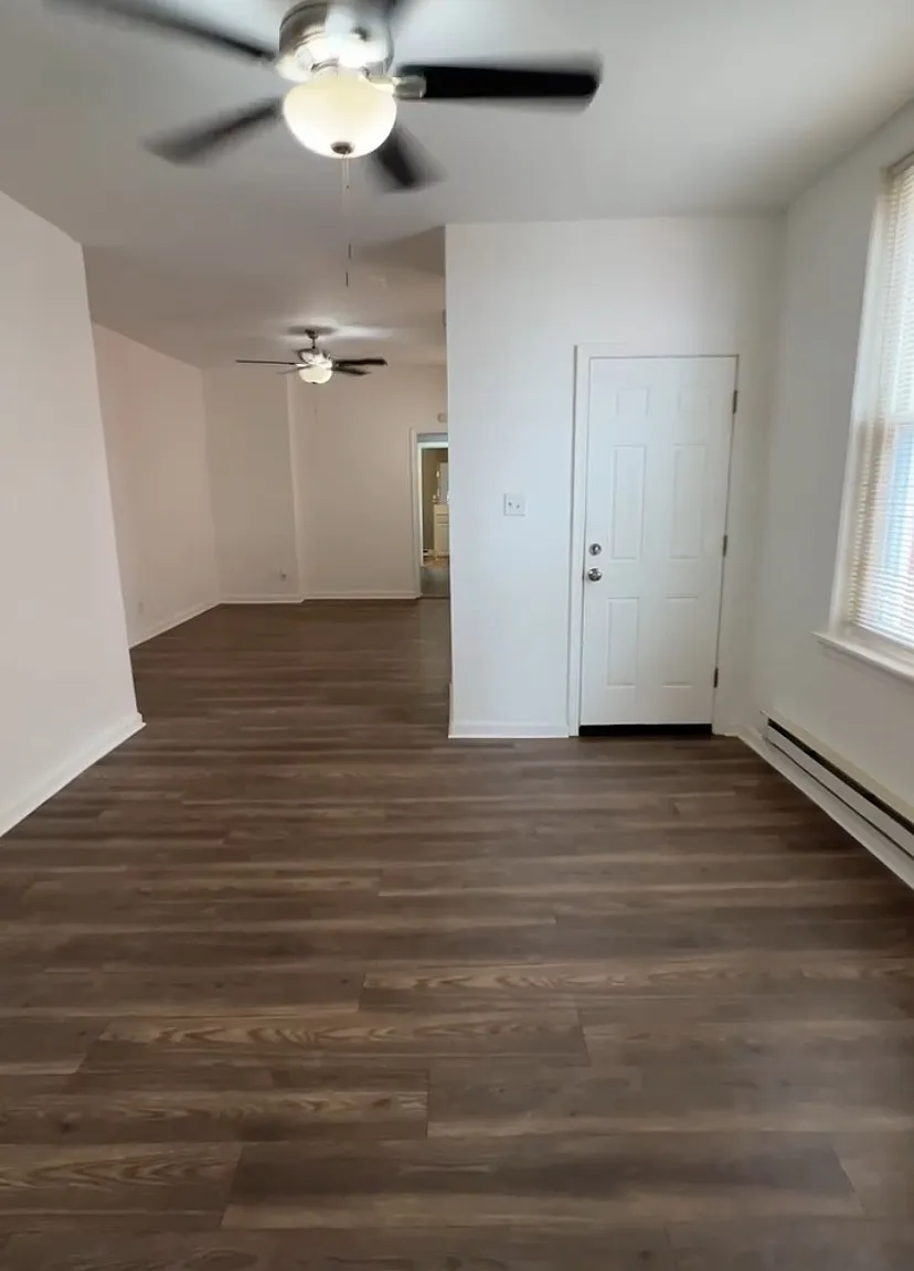 Mcllvain Duplex — Photo 4