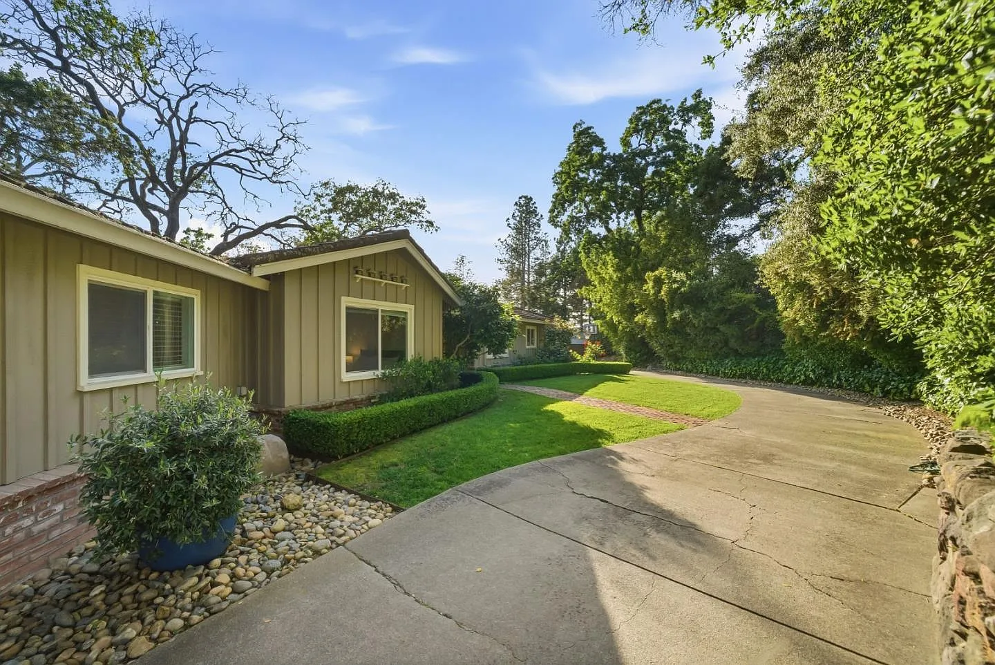 50 Oakcrest Ct - Photo 3