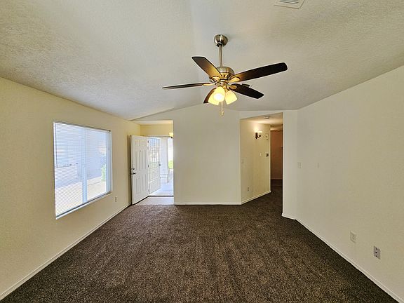 5th image of 305 San Tomas Ln SW