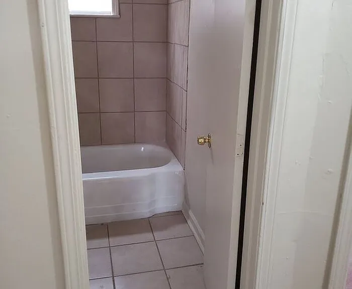 2066 Farrington St — Photo 11