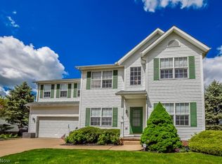 3758 Falcon Chase St NW, Uniontown, OH
