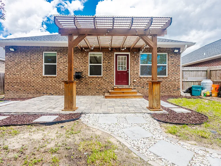 557 Valparaiso Pkwy — Photo 27