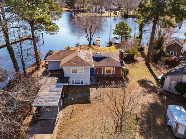 1105 Battery Cir, Chesapeake, VA 23323