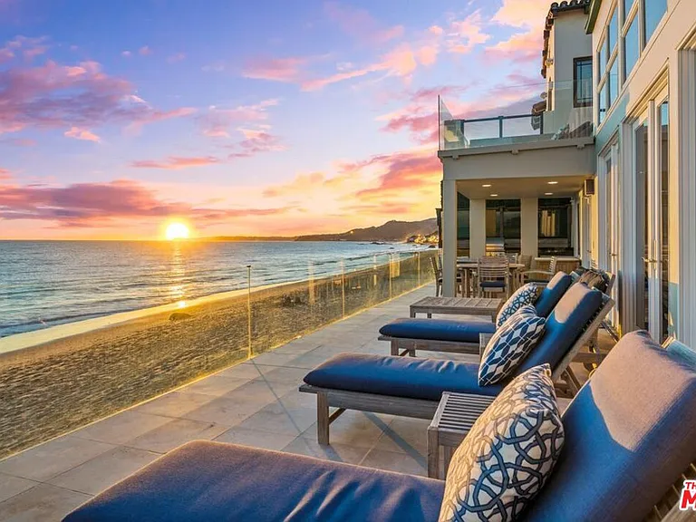24456 Malibu Rd — Photo 30
