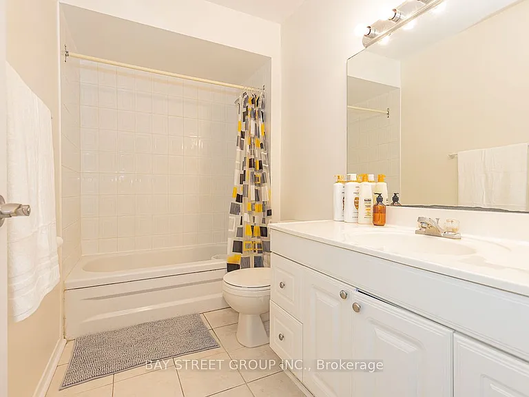 36 Lilac Ave — Photo 10