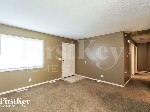 4th image of 7616 E 51st Ter