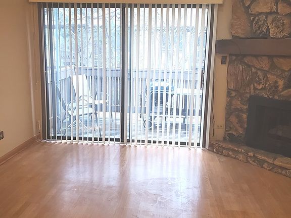 4th image of 3410 Donovan Dr Unit 3410