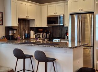 51 Willow St #2, Providence, RI 02909