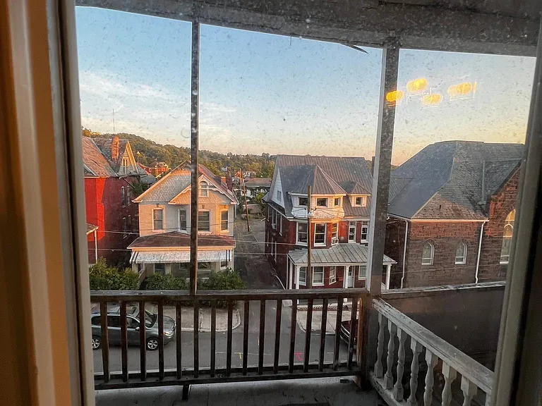 224 E Harrison St #E — Photo 9