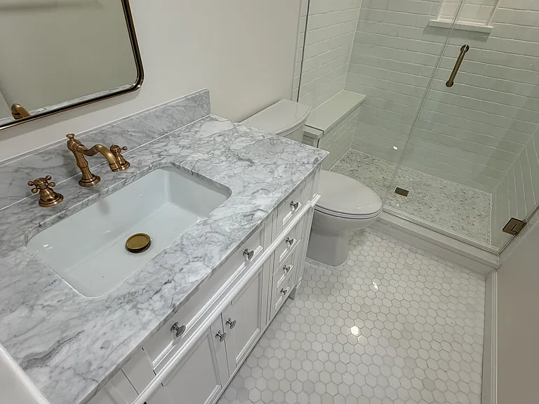 15109 Westbury Rd — Photo 2