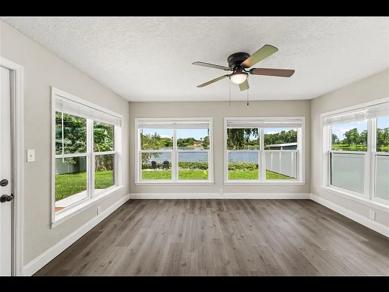 840 Bethune Dr — Photo 12