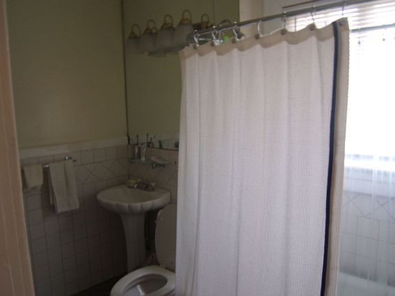 bathroom  footed tub