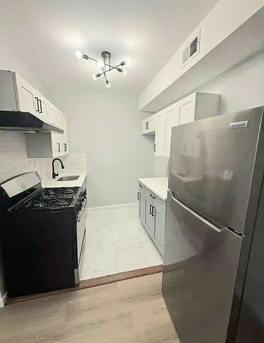 504 S Orange Ave Photo 1
