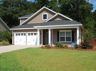 135 Jacobs Cir, Richmond Hill, GA 31324