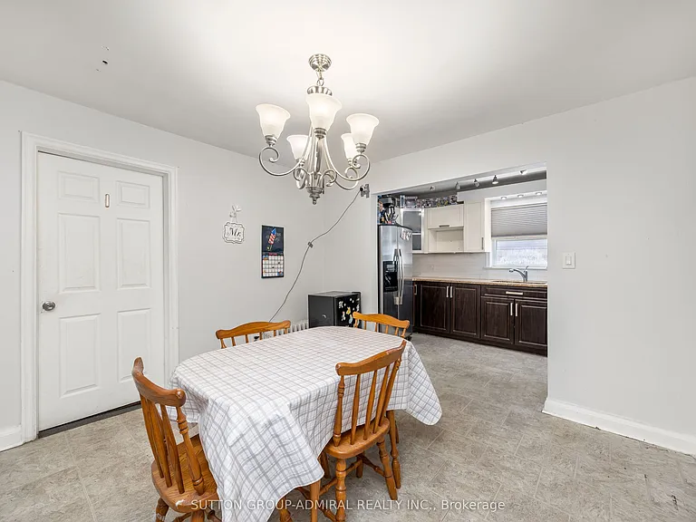 227 Regent St #6 — Photo 12