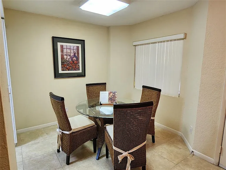 6105 Bahia Del Mar Cir #283 — Photo 9