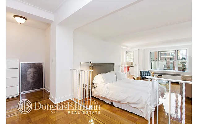 Rented by Douglas Elliman | media 2