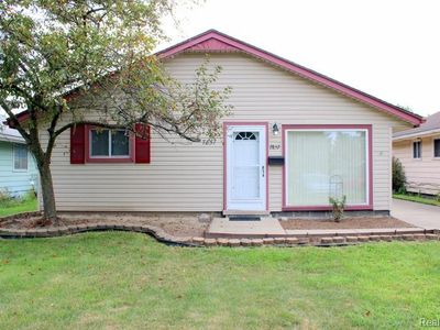 7857 Monroe Blvd, Taylor, MI, 48180