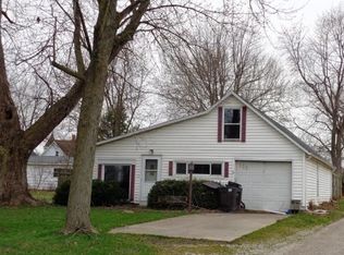 135 N Washington St, Warrensburg, IL
