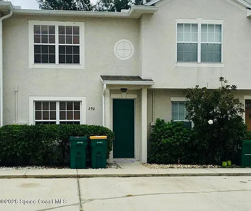 290 Marion Pl Photo 1