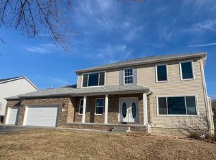 1586 Prairie Ln, Lincoln, NE 68521