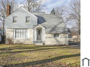 19717 Wickfield Ave, Warrensville Heights, OH 44122