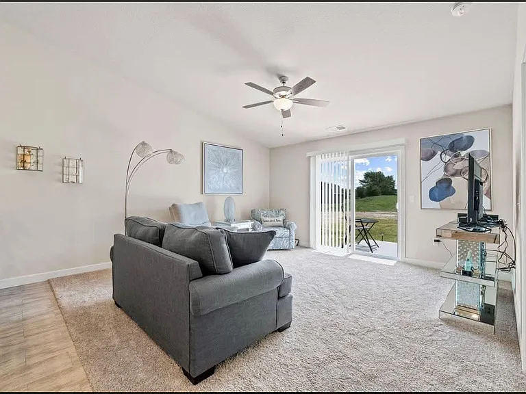 Bluestone Community — Photo 15