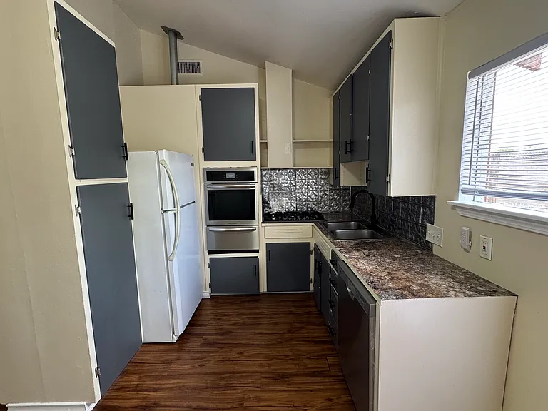 5200 Overbrook Dr #A — Photo 7