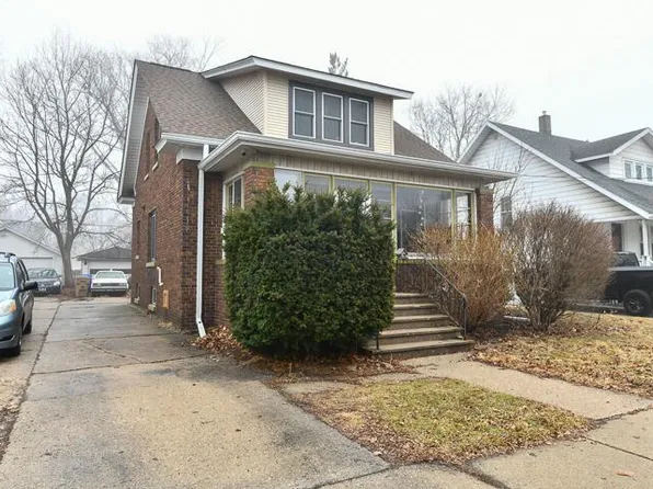 6735 27th AVENUE, Kenosha, WI 53143