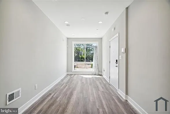 2429 N 3rd St #1 — Photo 1
