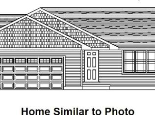 429 Wooden Shoe Cir, Kaukauna, WI