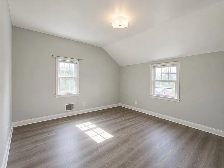 5361 Orchard Hill Dr — Photo 10