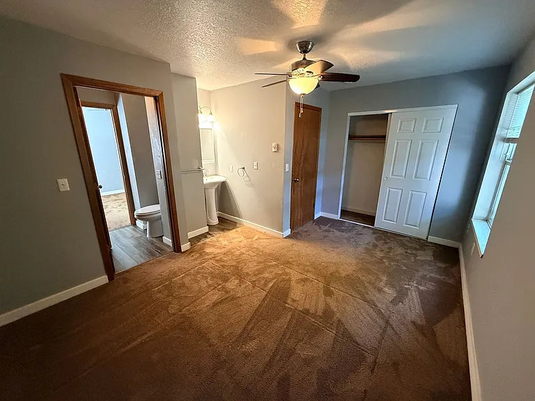 Gan01 - Fessenden St — Photo 10