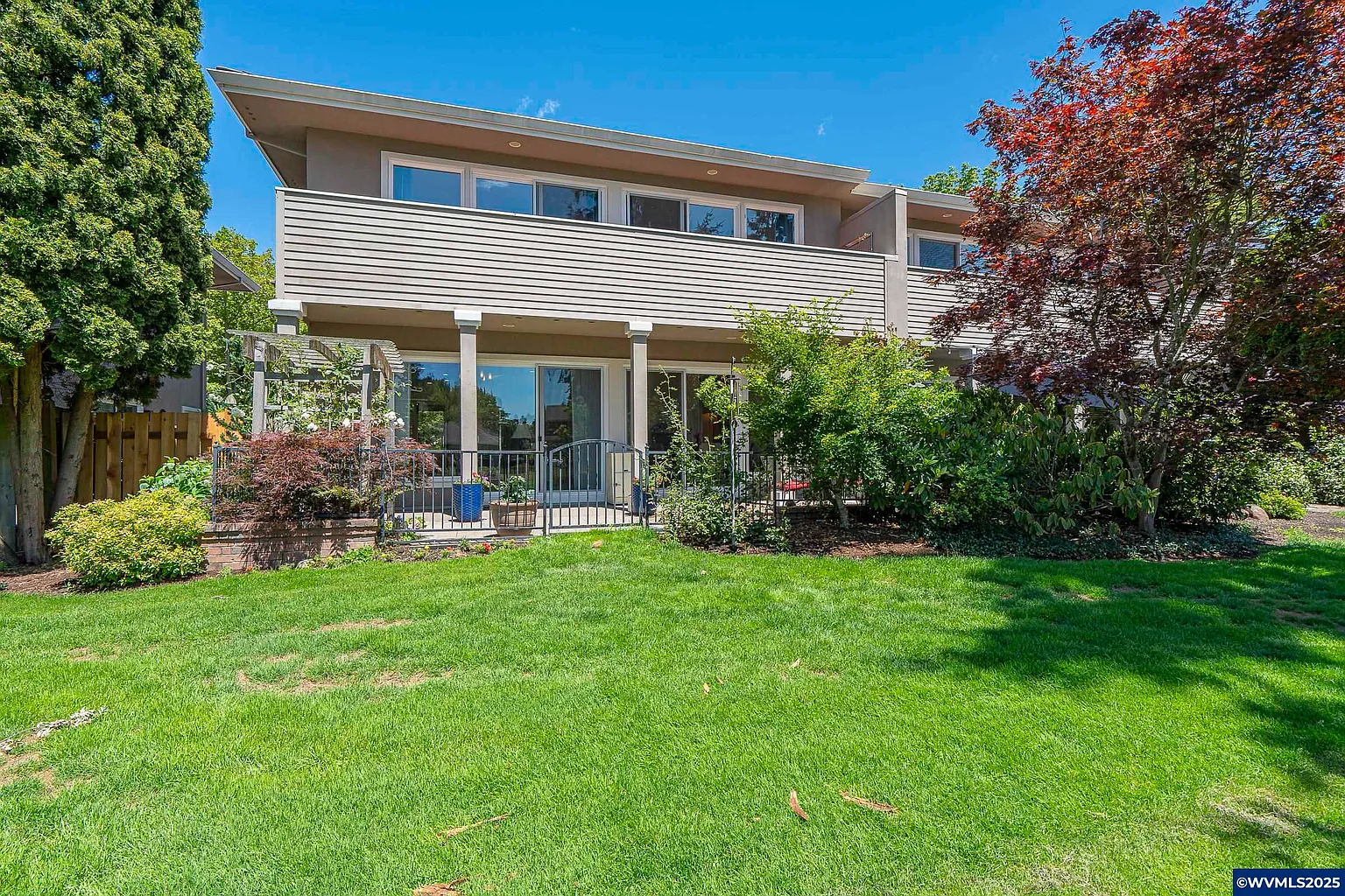 32082 SW Charbonneau Dr photo 1