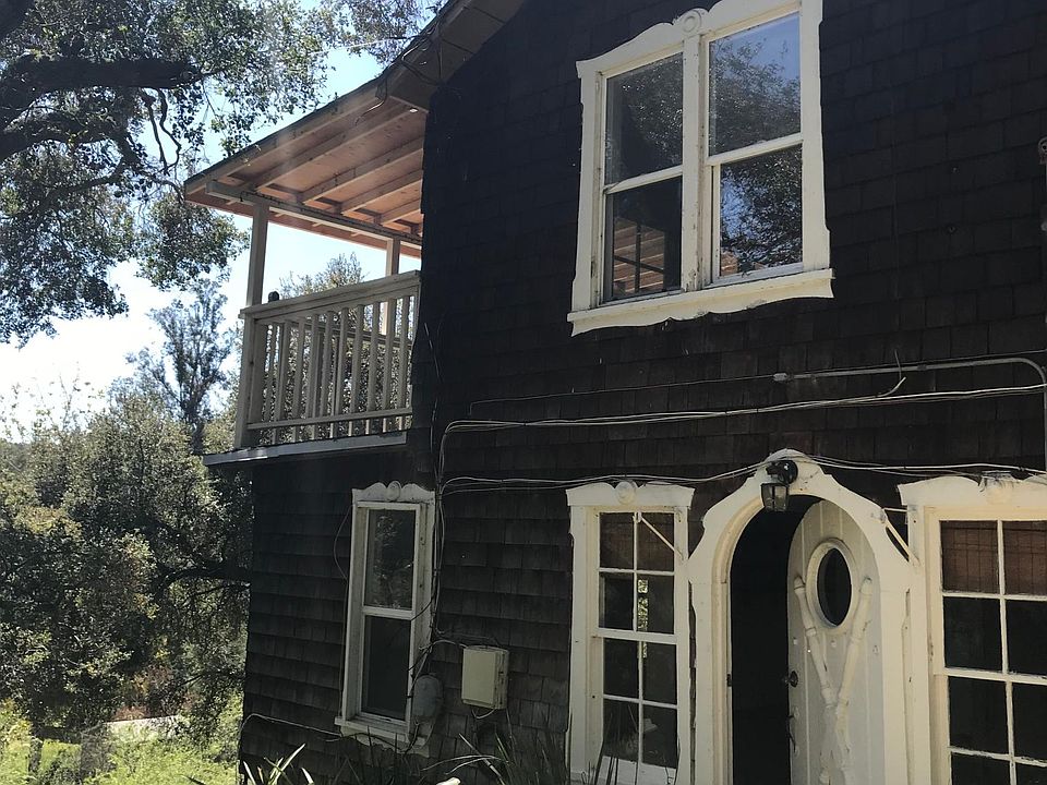 1st image of 1279 Oakwood Dr