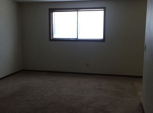 3408 37th Ave APT 2, Moline, IL 61265