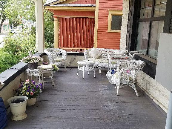 Community front porch
