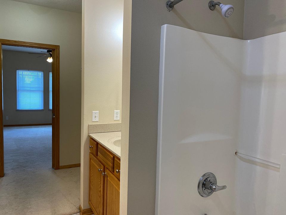 1st image of 2321 Bristol Dr Unit 202