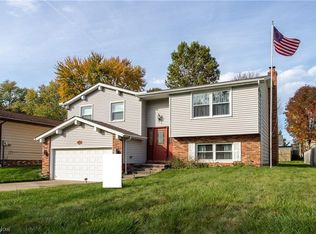 15373 Longvale Ave, Maple Heights, OH 44137