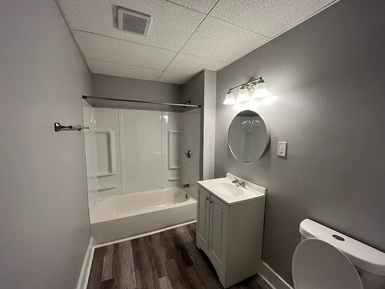83 Saint James Ave — Photo 11