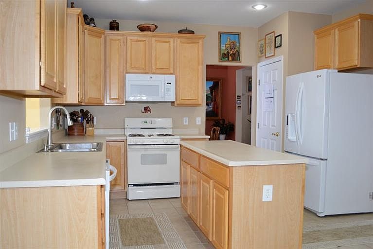 1st image of 4578 Meadowbrook Ln