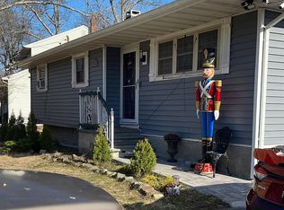 152 Dogwood Road, Mastic Beach, NY 11951