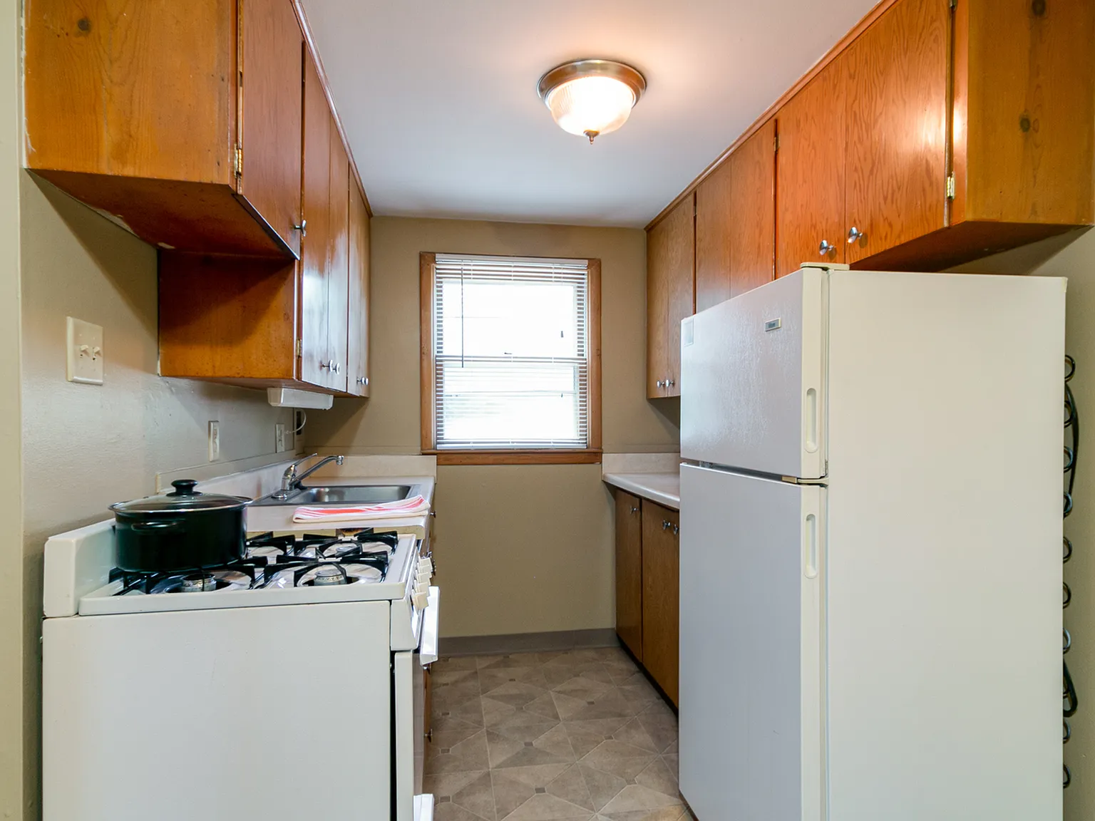 1941 College Heights Road — Photo 4
