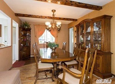 4th image of 2416 Logue St
