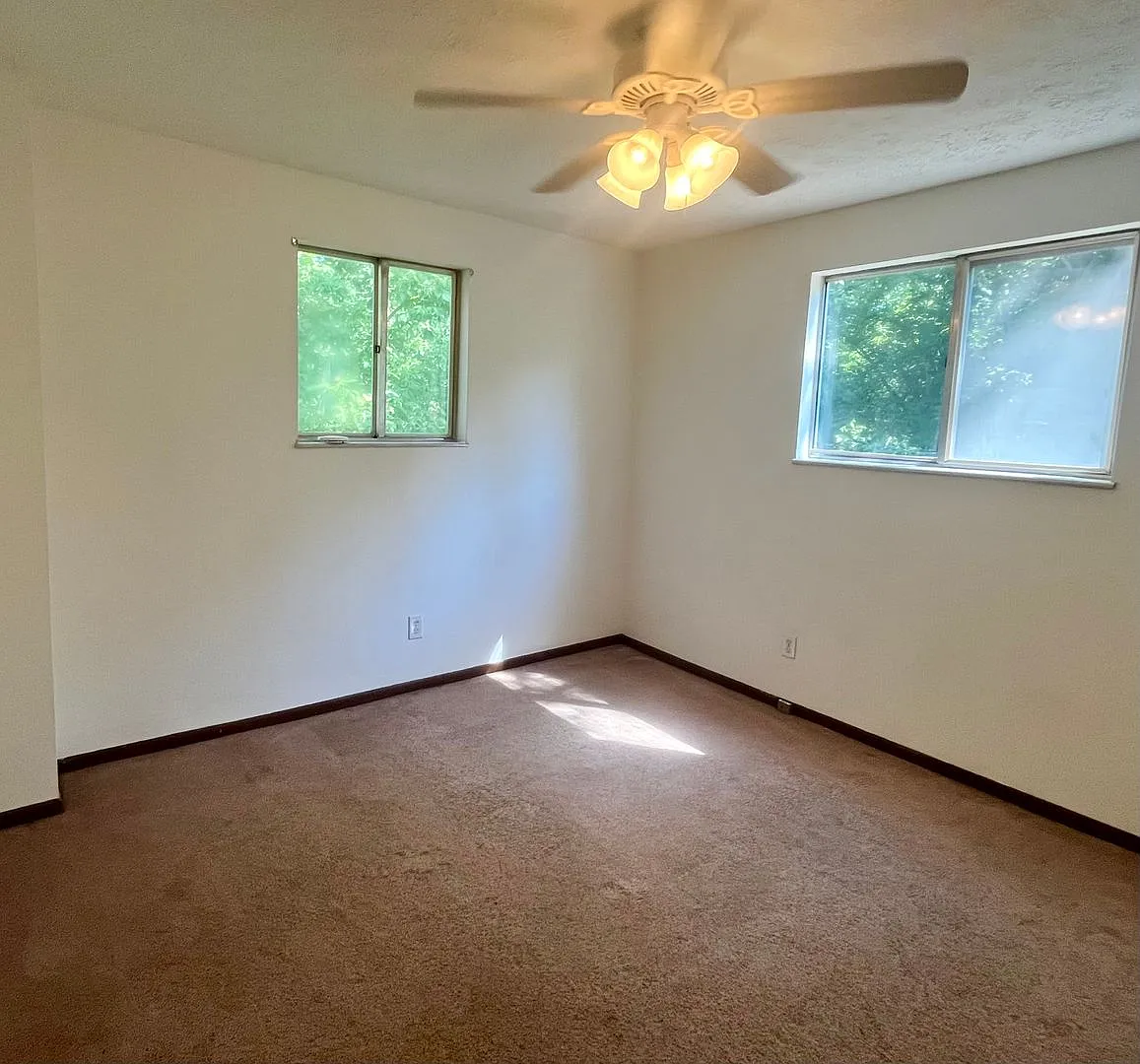 523 Mill St. — Photo 4
