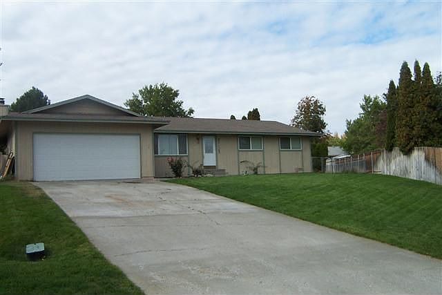 1st image of 125 Canyon Ct